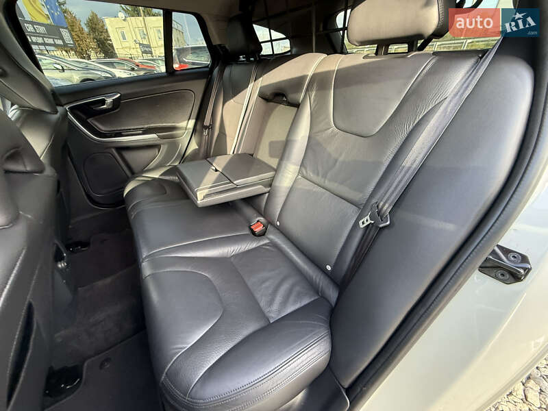 Универсал Volvo V60 2011 в Стрые