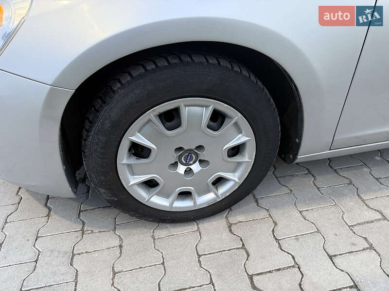 Универсал Volvo V60 2011 в Тернополе