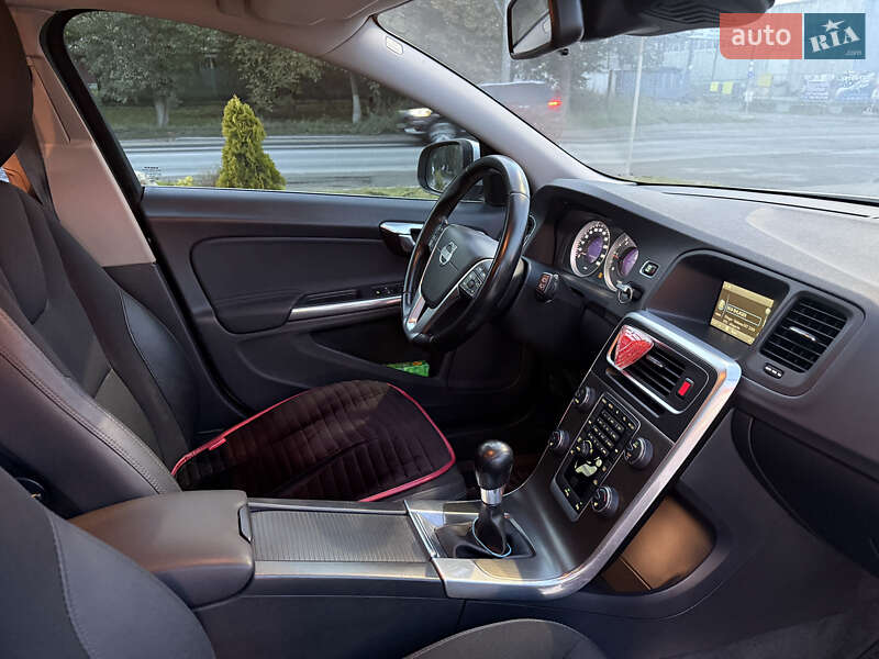 Универсал Volvo V60 2011 в Тернополе