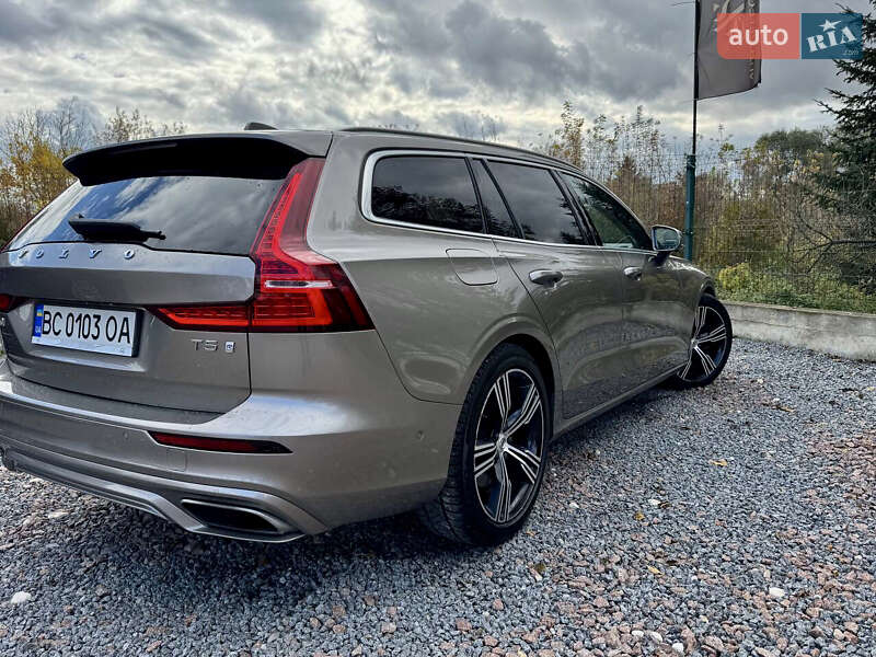 Универсал Volvo V60 2020 в Дрогобыче