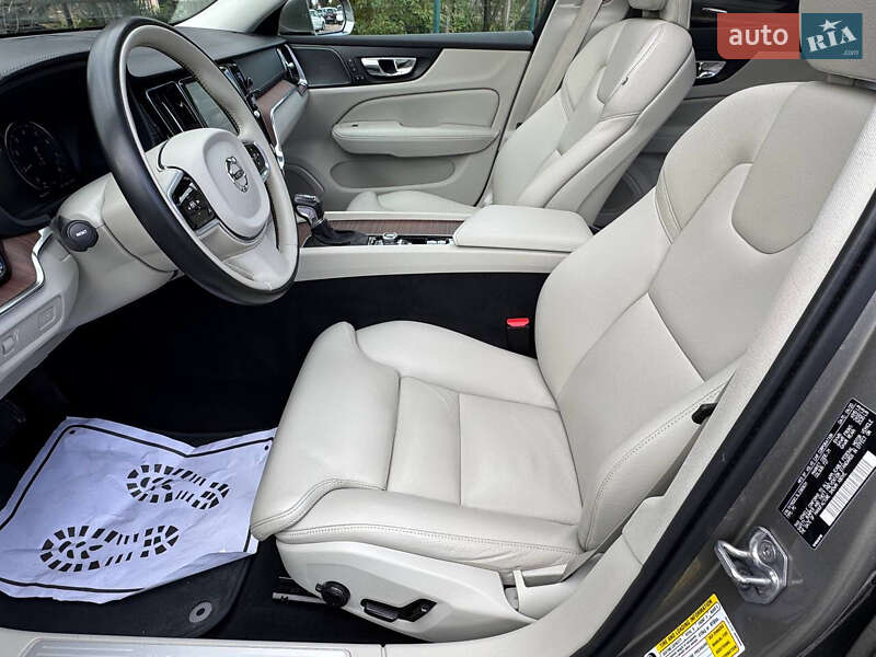 Универсал Volvo V60 2020 в Дрогобыче