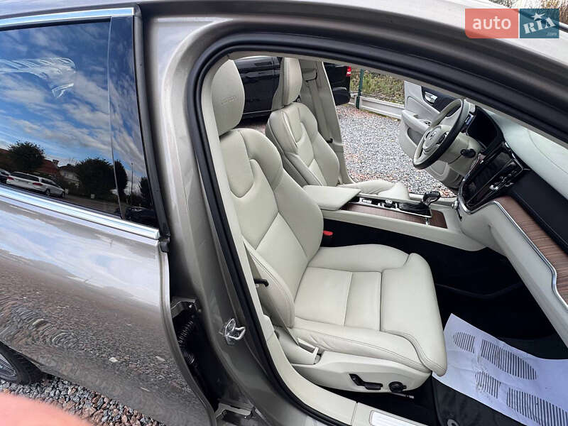 Универсал Volvo V60 2020 в Дрогобыче