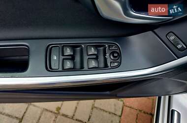 Универсал Volvo V60 2014 в 