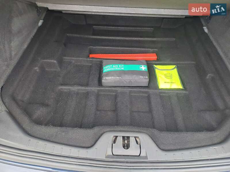 Універсал Volvo V60 2014 в Бродах