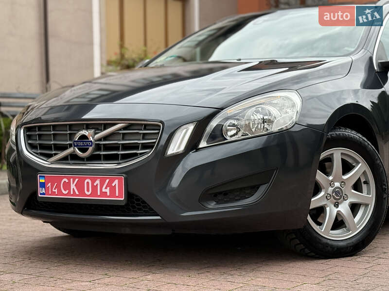 Универсал Volvo V60 2012 в Стрые фото 18 Универсал Volvo V60 2012 в Стрые