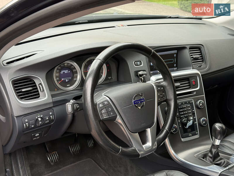 Универсал Volvo V60 2012 в Стрые фото 49 Универсал Volvo V60 2012 в Стрые