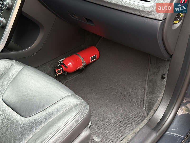 Универсал Volvo V60 2012 в Стрые фото 86 Универсал Volvo V60 2012 в Стрые