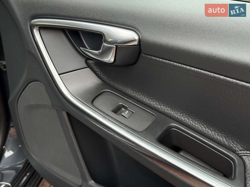 Универсал Volvo V60 2012 в Стрые фото 88 Универсал Volvo V60 2012 в Стрые