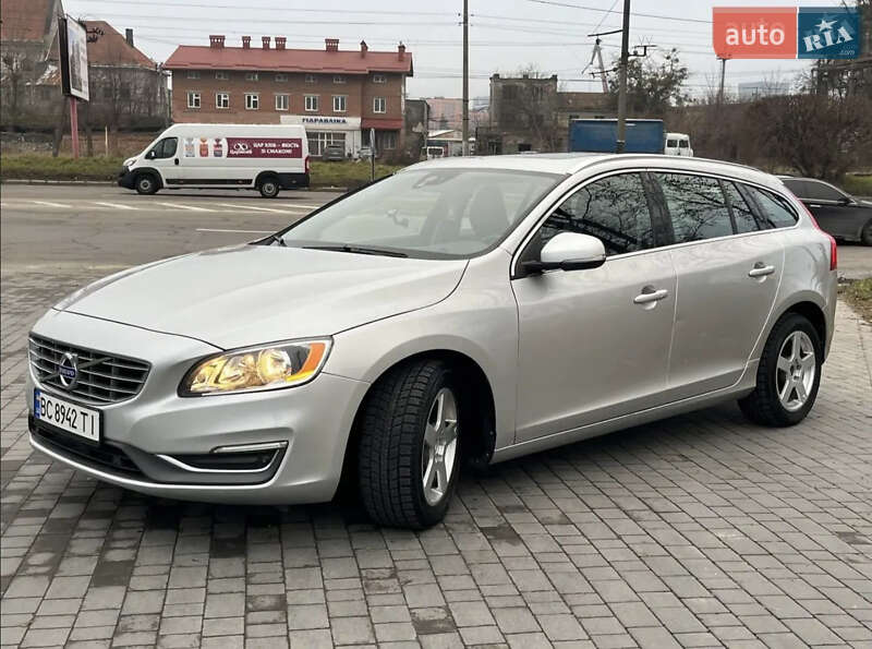 Универсал Volvo V60 2014 в Николаеве