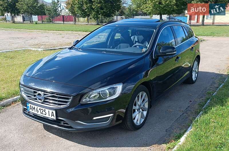 Універсал Volvo V60 2014 в Житомирі фото Універсал Volvo V60 2014 в Житомирі