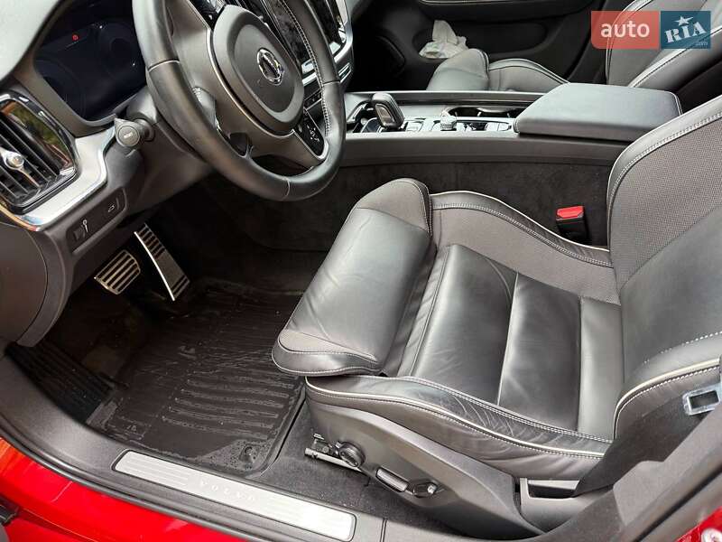 Універсал Volvo V60 2021 в Києві фото 20 Універсал Volvo V60 2021 в Києві