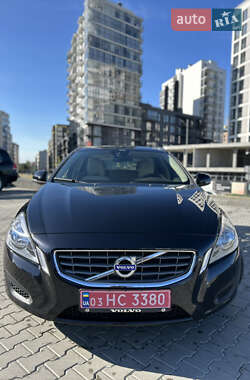 Volvo V60 2012