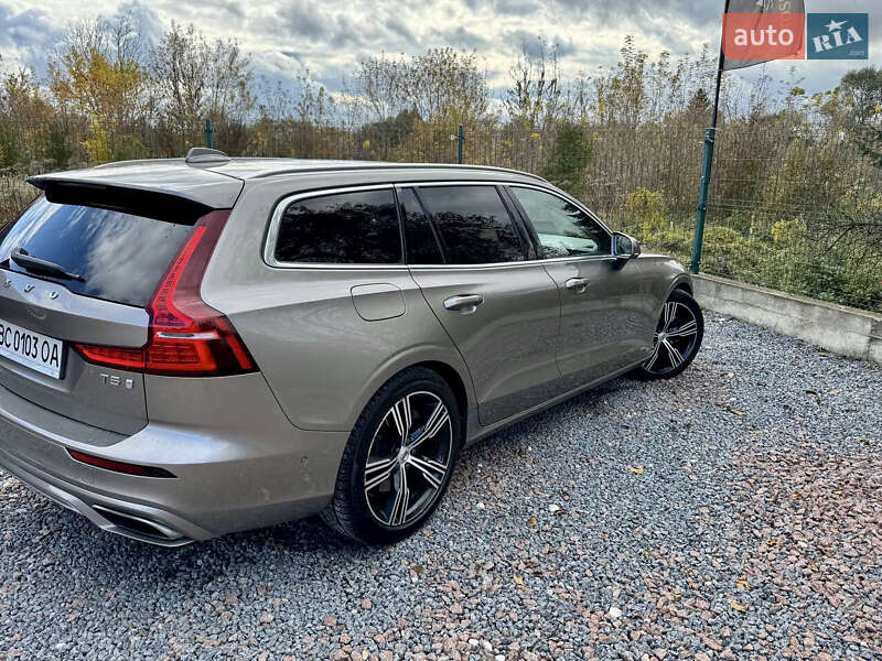 Універсал Volvo V60 2020 в Дрогобичі