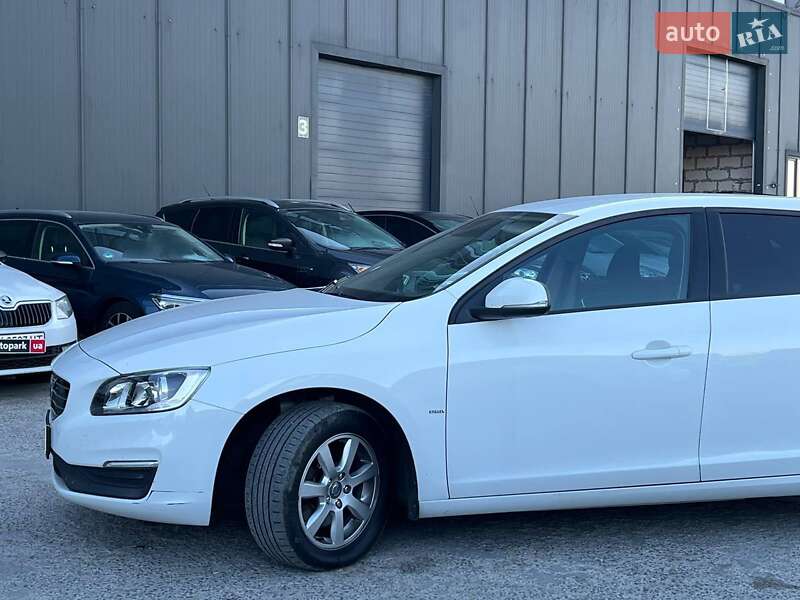 Універсал Volvo V60 2014 в Львові