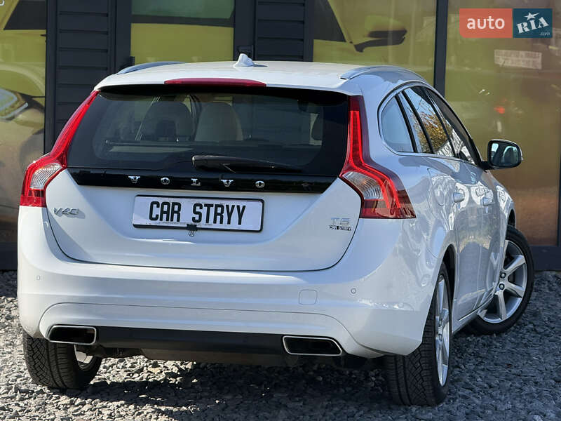 Универсал Volvo V60 2017 в Стрые фото 24 Универсал Volvo V60 2017 в Стрые