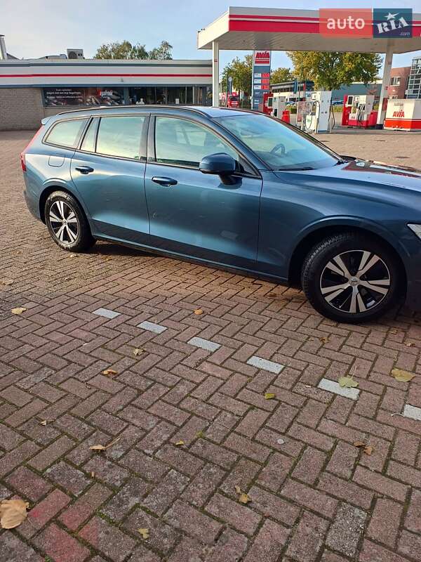 Универсал Volvo V60 2019 в Каменке-Бугской фото 5 Универсал Volvo V60 2019 в Каменке-Бугской