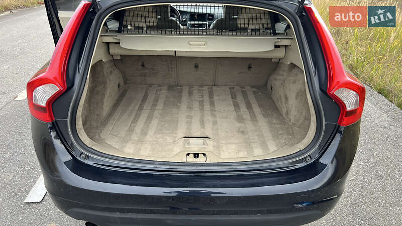 Универсал Volvo V60 2012 в Тернополе