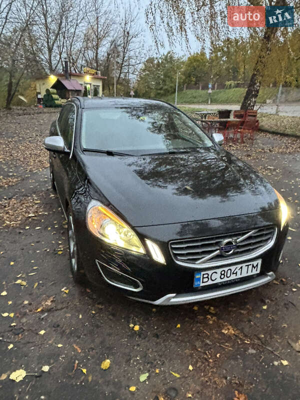Volvo V60 2012 Volvo V60 2012