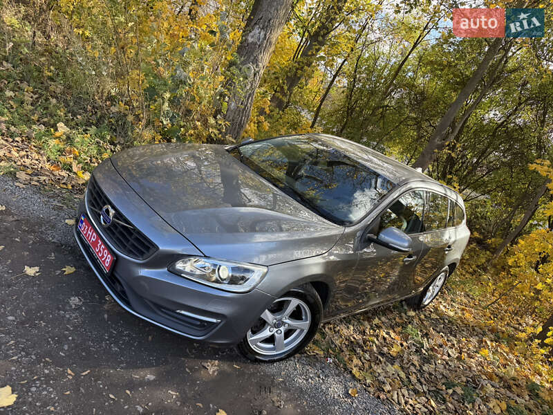 Volvo V60 2016