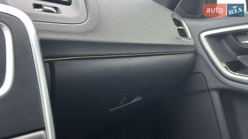 Універсал Volvo V60 2011 в Луцьку фото 27 Універсал Volvo V60 2011 в Луцьку