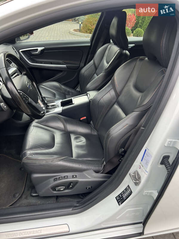 Універсал Volvo V60 2016 в Луцьку фото 25 Універсал Volvo V60 2016 в Луцьку
