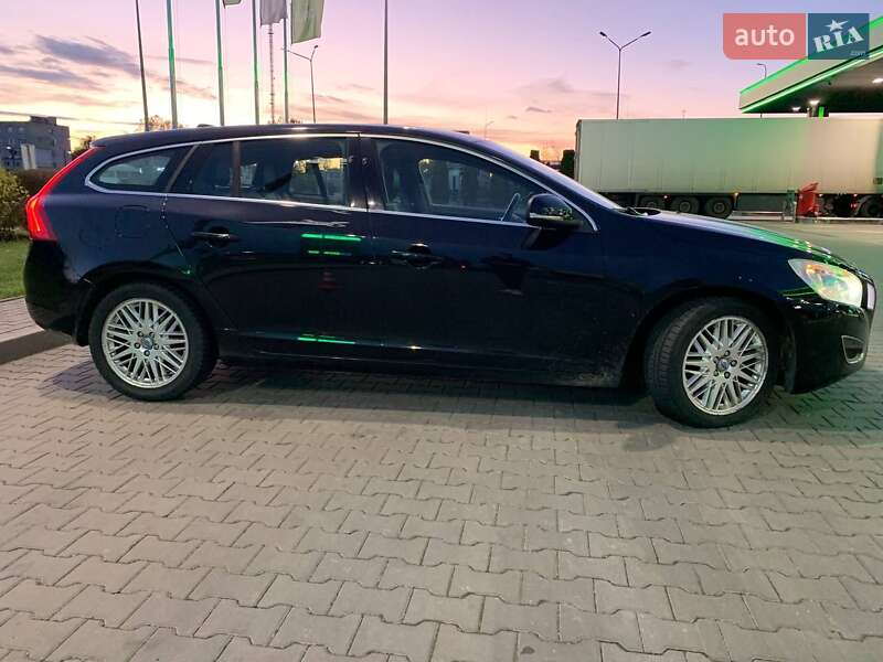 Универсал Volvo V60 2011 в Львове фото 14 Универсал Volvo V60 2011 в Львове