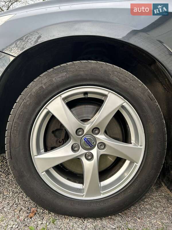 Універсал Volvo V60 2011 в Львові