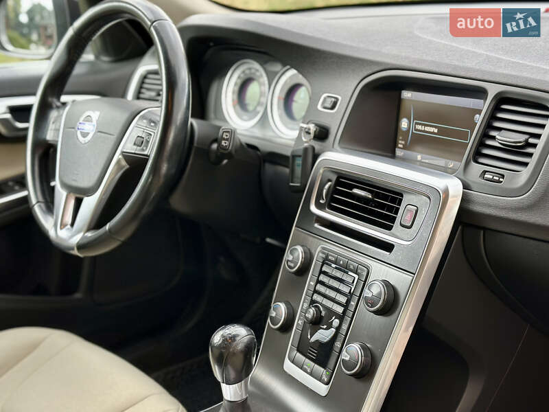 Універсал Volvo V60 2013 в Києві