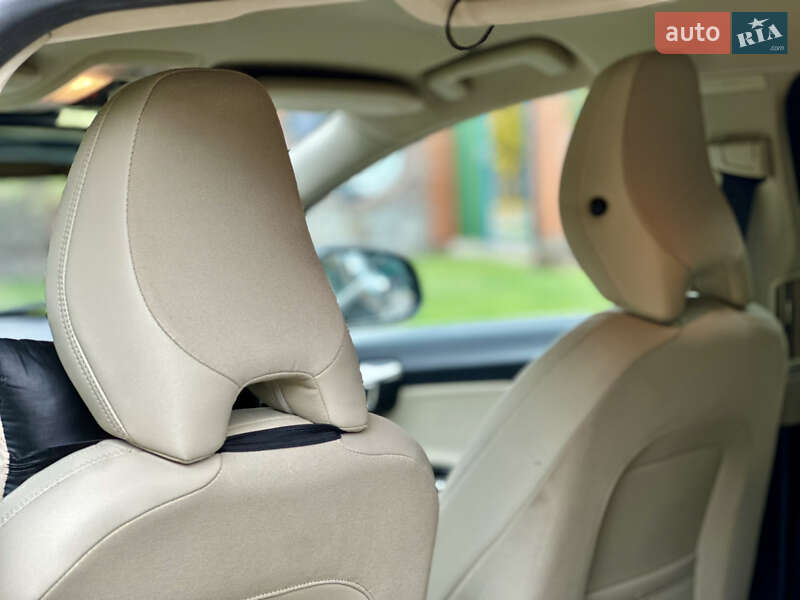 Універсал Volvo V60 2013 в Києві