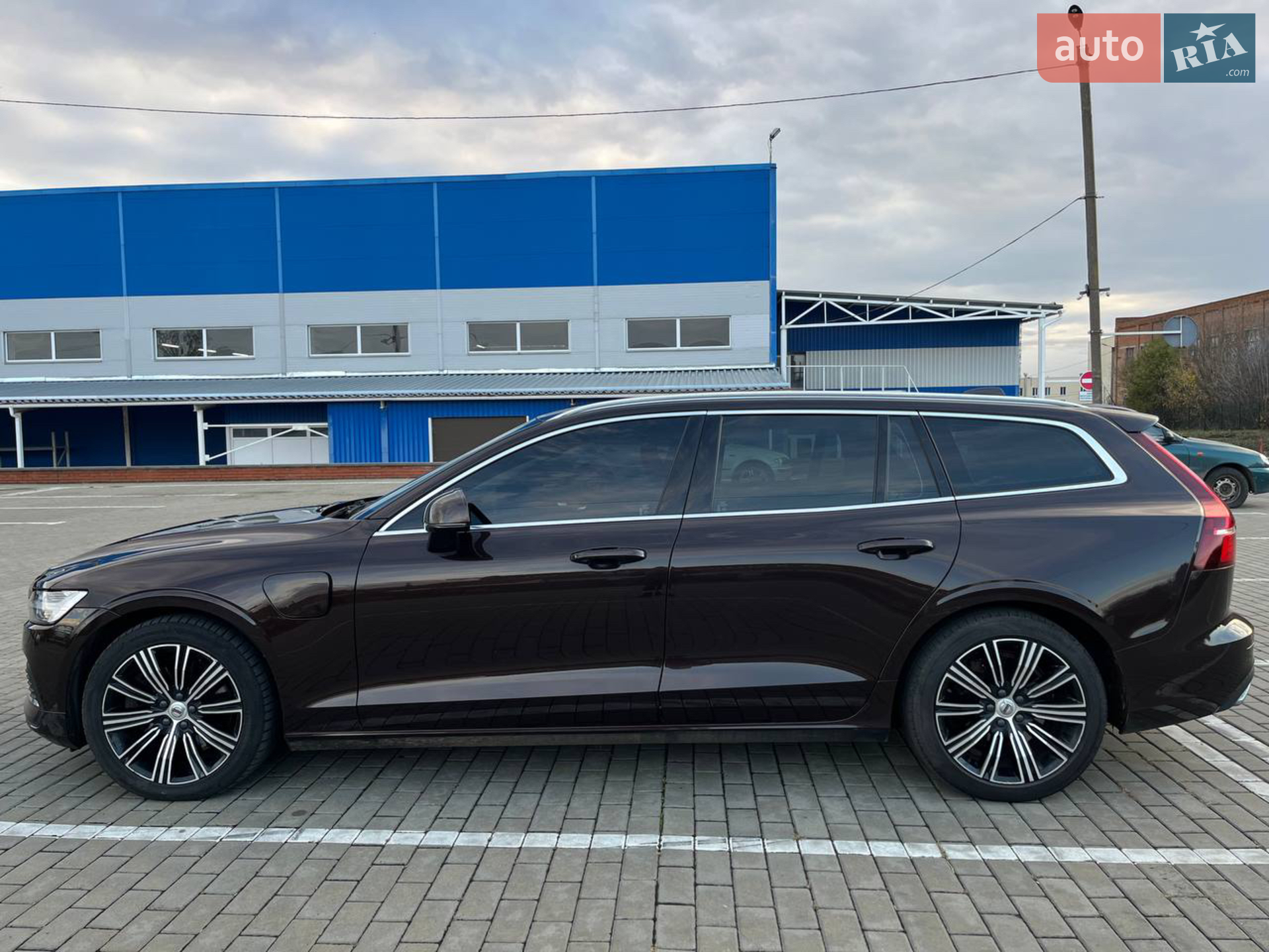 2020 Volvo V60 - мініатюра 16