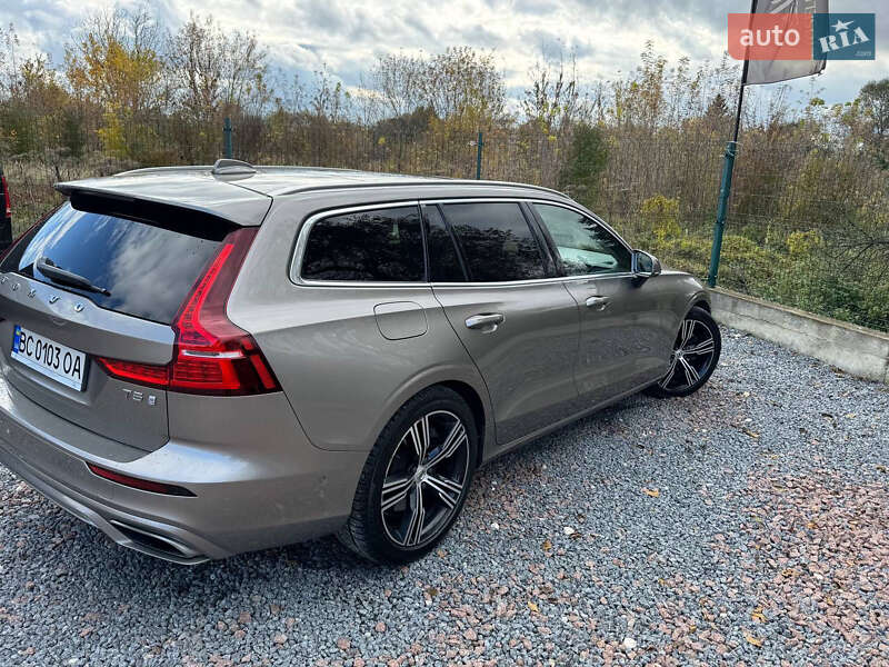 Универсал Volvo V60 2020 в Дрогобыче фото 33 Универсал Volvo V60 2020 в Дрогобыче