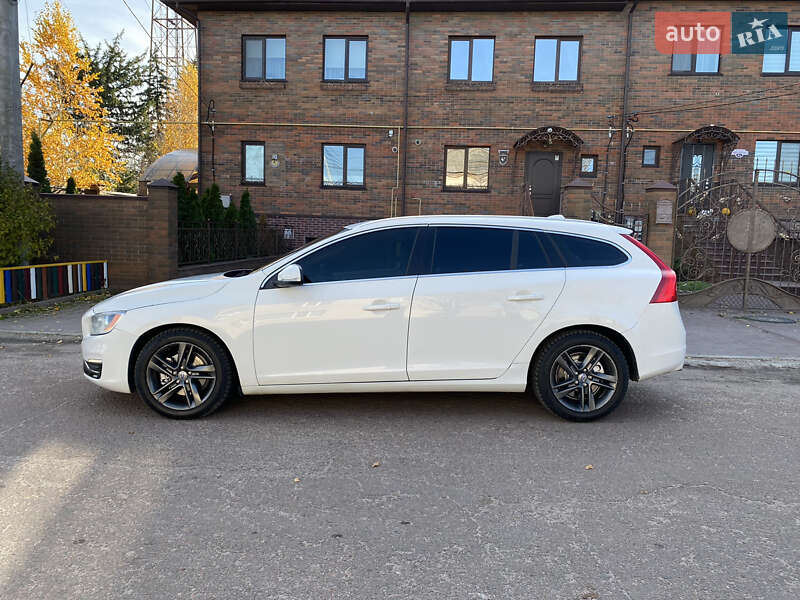 Універсал Volvo V60 2014 в Кропивницькому