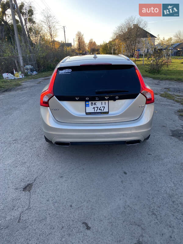 Универсал Volvo V60 2016 в Львове фото 14 Универсал Volvo V60 2016 в Львове