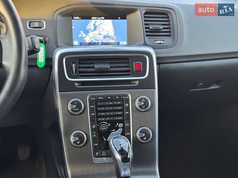 Універсал Volvo V60 2015 в Луцьку фото 16 Універсал Volvo V60 2015 в Луцьку