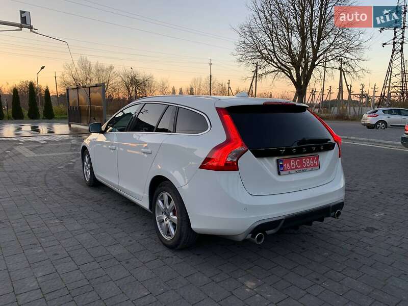 Універсал Volvo V60 2013 в Кременці