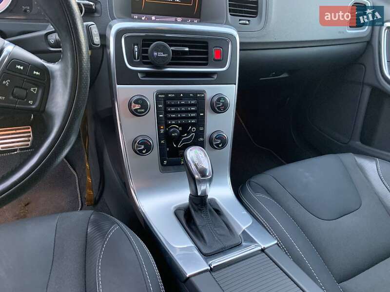 Універсал Volvo V60 2013 в Кременці