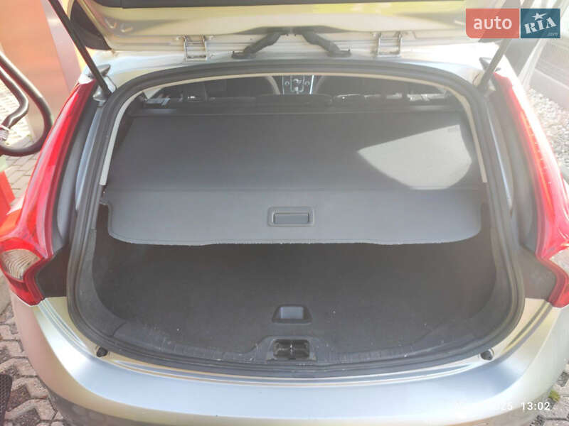 Универсал Volvo V60 2014 в Стрые