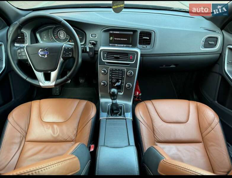 Універсал Volvo V60 2013 в Шепетівці