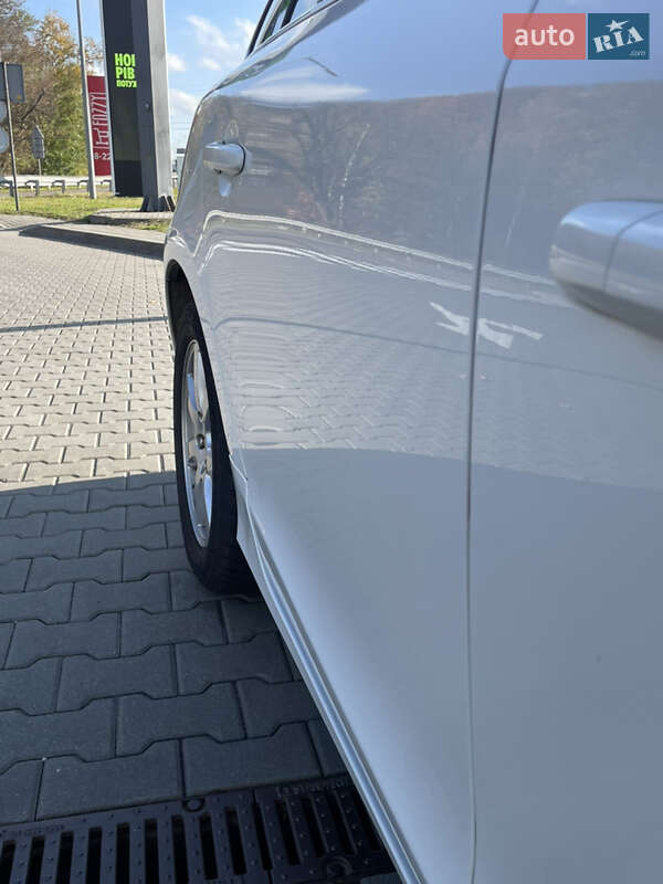 Універсал Volvo V60 2012 в Києві