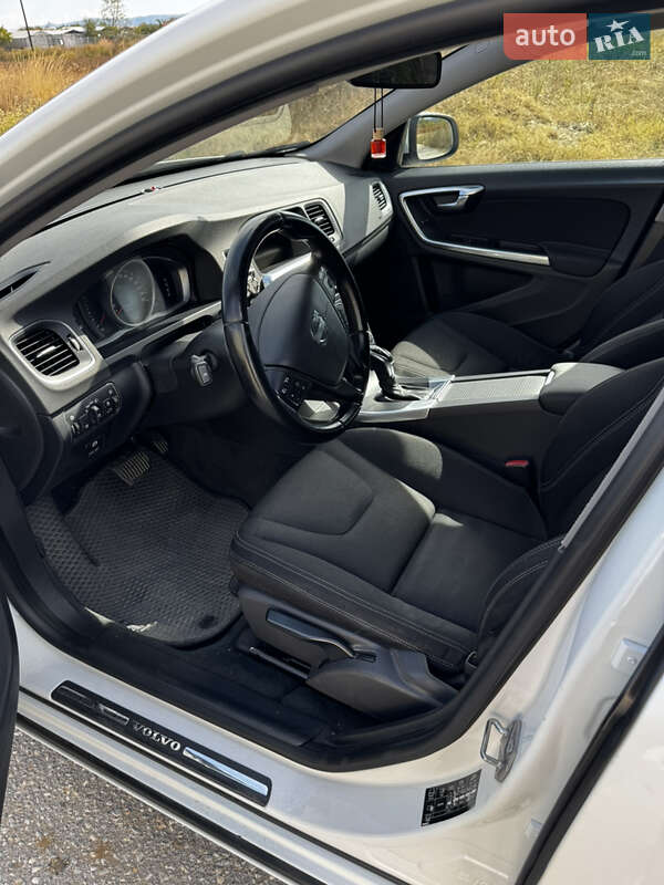 Універсал Volvo V60 2013 в Харкові фото 7 Універсал Volvo V60 2013 в Харкові