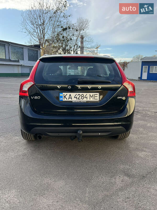 Універсал Volvo V60 2011 в Києві