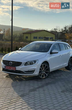 Універсал Volvo V60 2014 в Золочеві