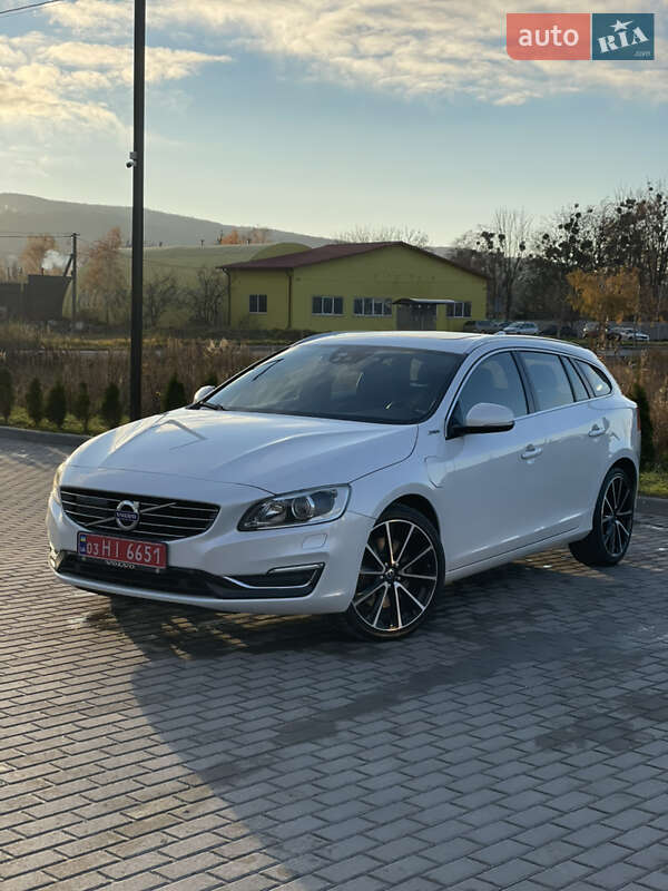 Volvo V60 2014