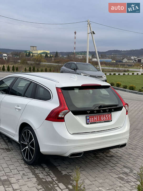 Універсал Volvo V60 2014 в Золочеві