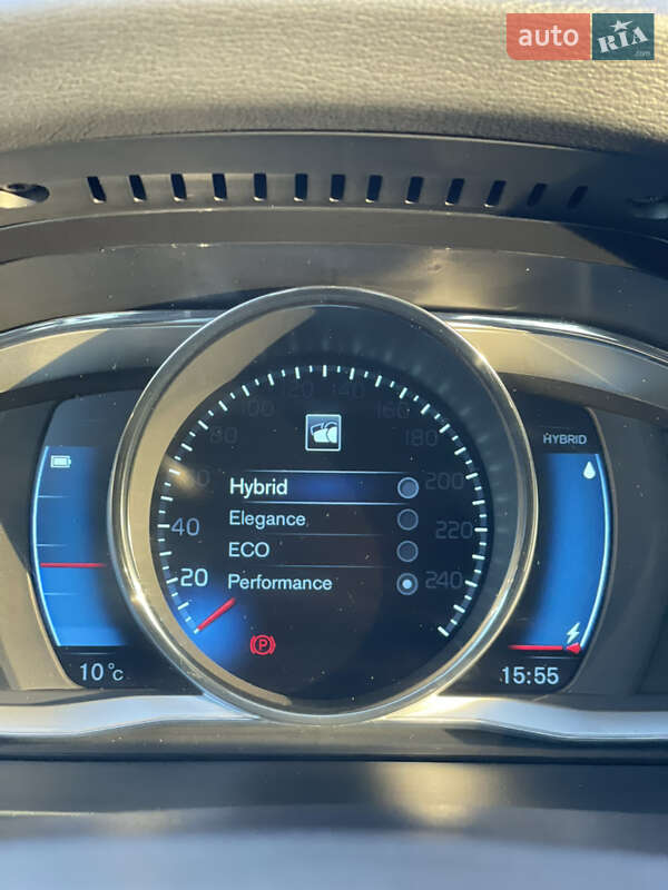 Універсал Volvo V60 2014 в Золочеві