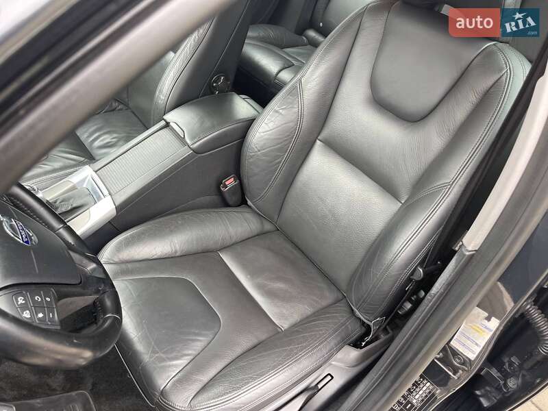 Універсал Volvo V60 2013 в Луцьку