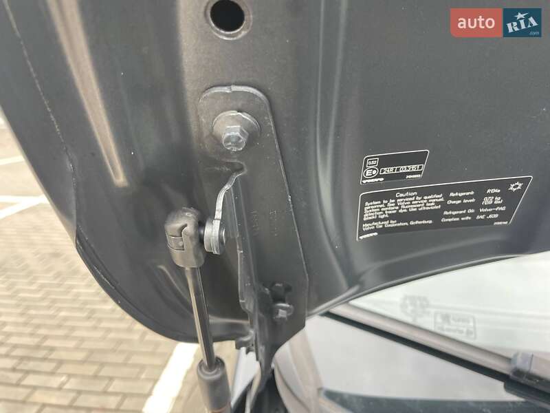 Універсал Volvo V60 2013 в Луцьку