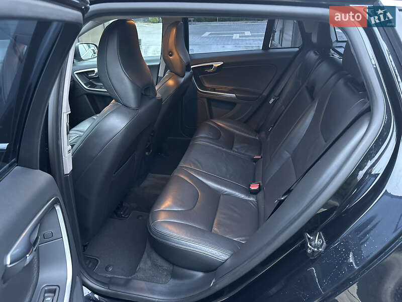 Универсал Volvo V60 2011 в Бродах фото 16 Универсал Volvo V60 2011 в Бродах