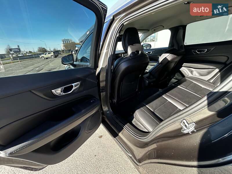 Универсал Volvo V60 2019 в Львове