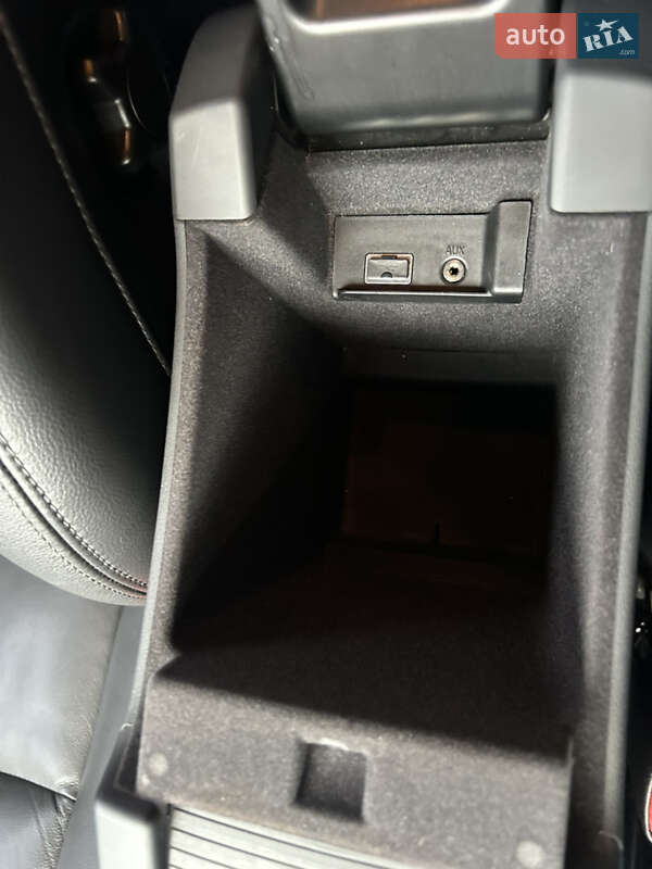 Универсал Volvo V60 2014 в Киеве фото 37 Универсал Volvo V60 2014 в Киеве